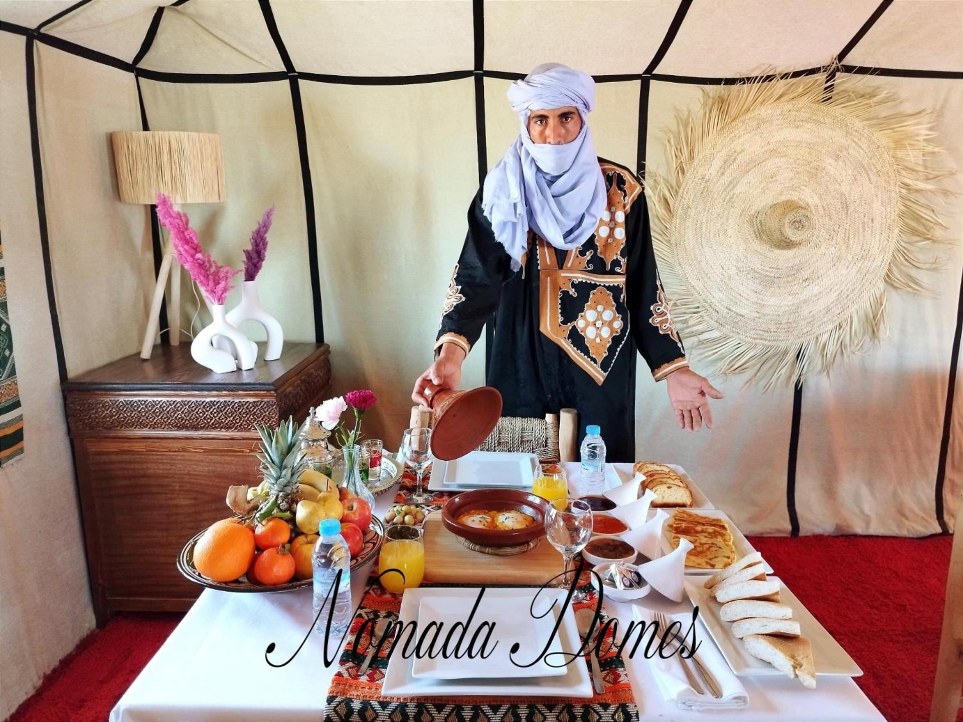 ホテル Nomada Domes Camp With Airco メルズーガ エクステリア 写真